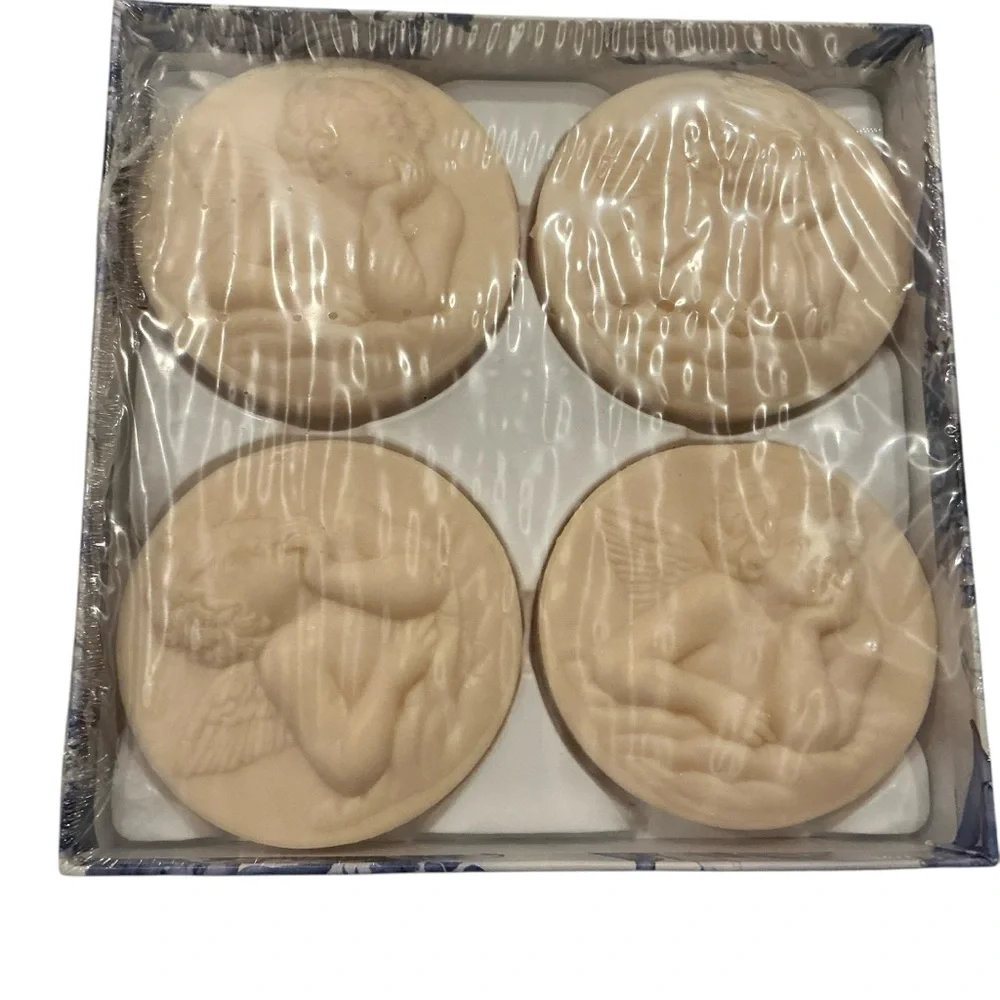 Saponificio Artigianale fiorentino Angeli di primavera cherub cherubim soaps